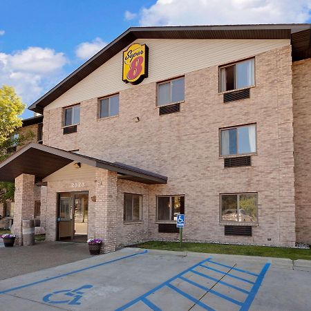 Super 8 By Wyndham Mt. Pleasant Hotel Маунт Плезант Екстериор снимка