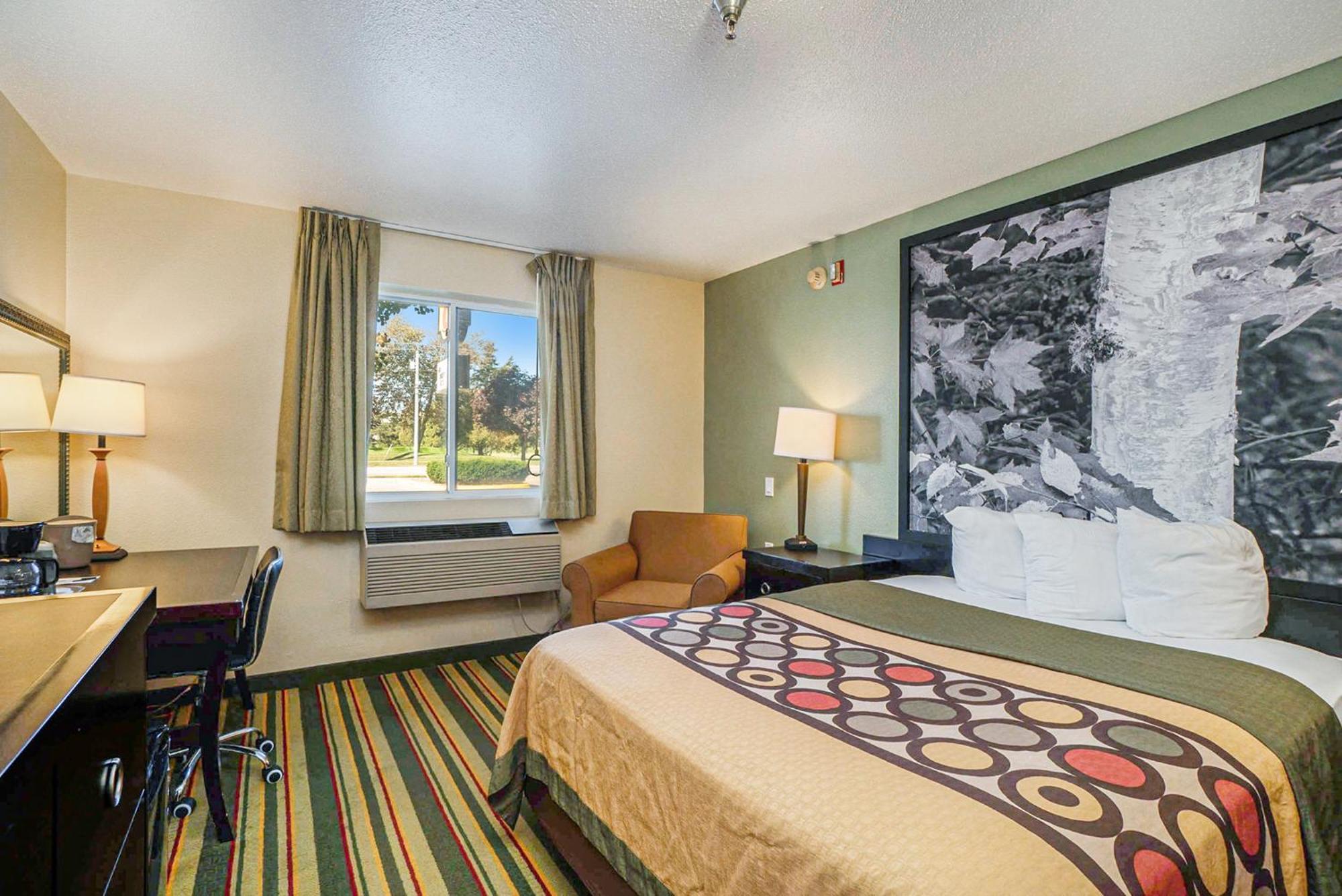 Super 8 By Wyndham Mt. Pleasant Hotel Маунт Плезант Екстериор снимка